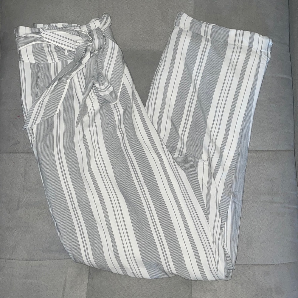 American Eagle Outfitters High Waisted Paperbag Pants